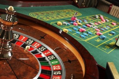 Mobile app interface showing live games and betting markets